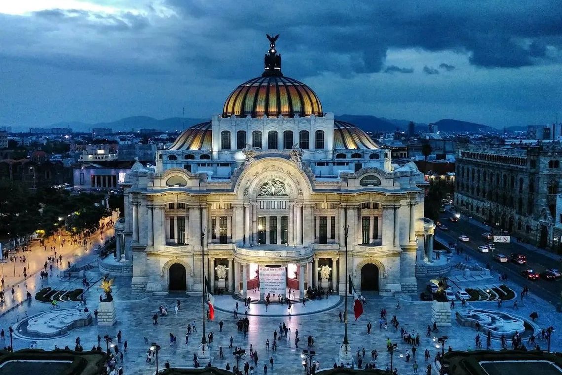 Cash and ATMs in Mexico: fees, limits, exchange, cards