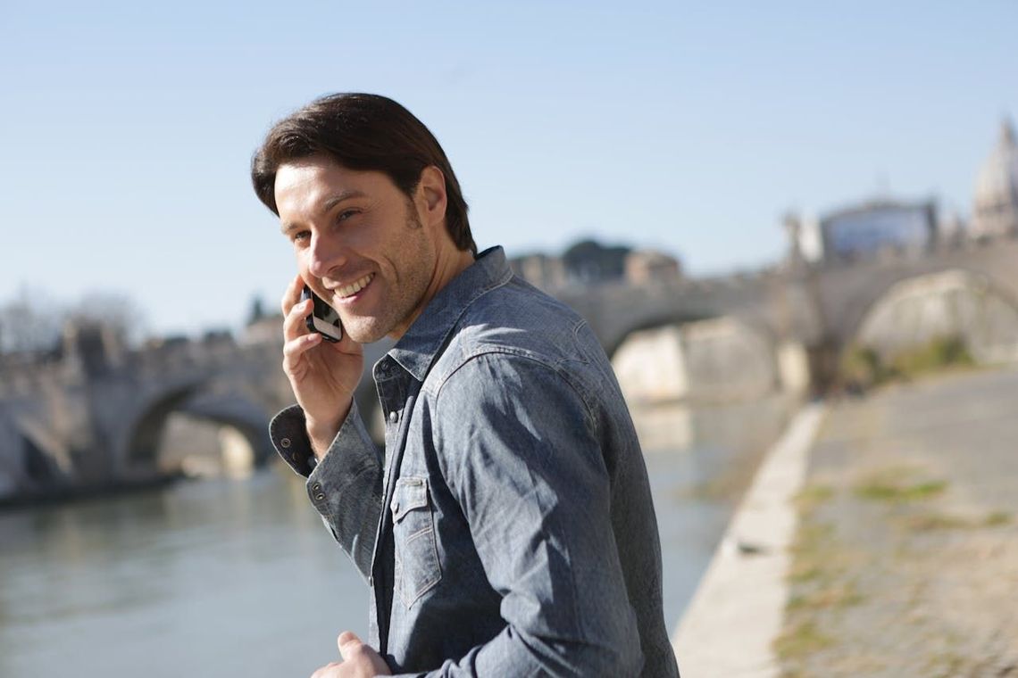 TracFone vs BOSS Revolution: Which is better for international calls?